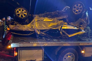 Pasagerul din mașina care a plonjat în Bârzava a murit la spital