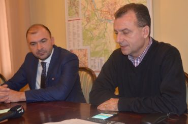 Managerul spitalului din Caransebeş poate ajunge şi primar!