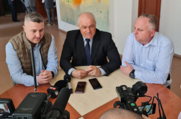 Și Popovici vrea un spațiu gratuit în blocul lui Dunca