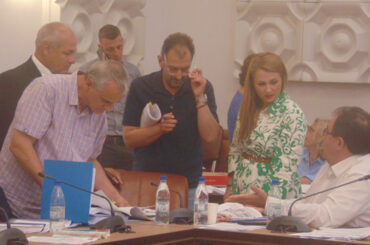 Noul spital, prin furcile votului la județ