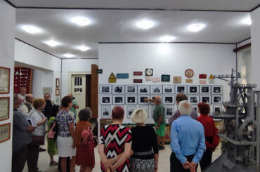 Reşiţa, de la albastru la alb-negru