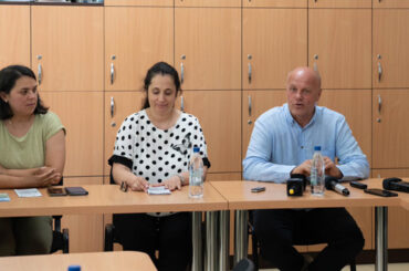 Elevii care vin din județ, ca și copiii noștri