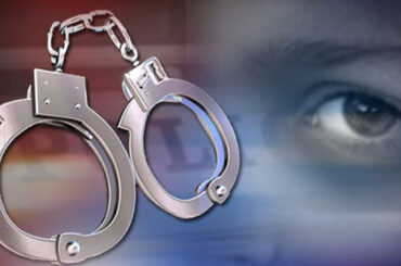 Bărbat arestat după ce și-a bătut copila de 2 ani