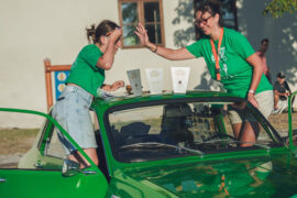 Retro Route 57: pe lângă tobele vechi se ţes povești noi