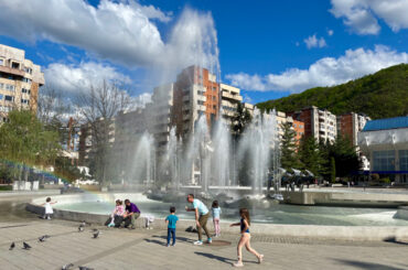 Paşte cu stropi de artă