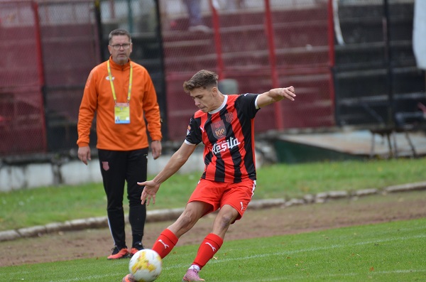 Flavius Stoican, către propriii jucători: Fotbalul o să-i răsplătească atât cât dau ei fotbalului!