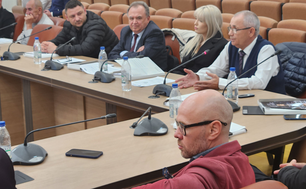 De la sănătate, până la Herculane și jaf, totul rămâne o dilemă