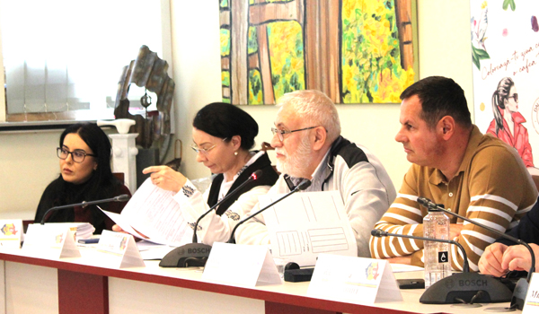 4,5 ha au trecut prin Consiliul Local