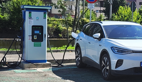 Hurduzeu taie din birocrația stațiilor electrice